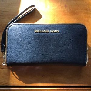MK wallet